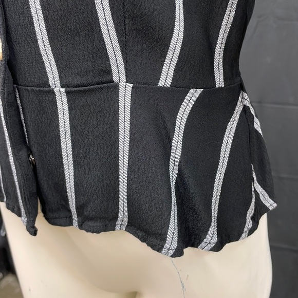 H&M black horizontal white stripes front button down peplum cut size 2 - Picture 5 of 12